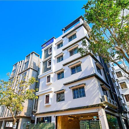 כלכותה Fabhotel Dream World Residency - Nr Biswa Bangla Gate מראה חיצוני תמונה