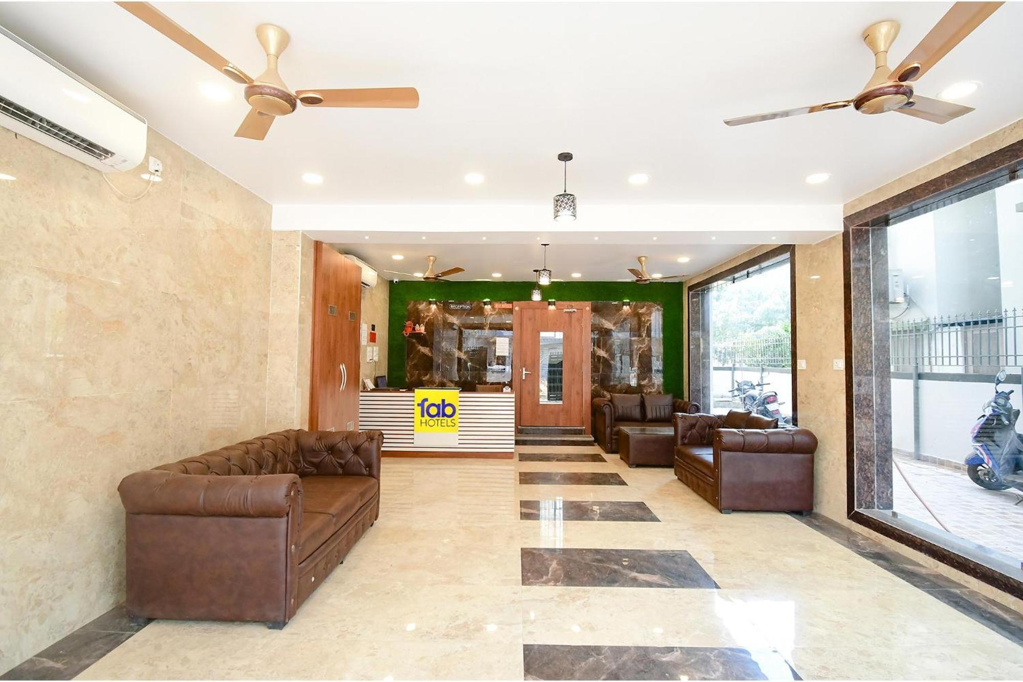 כלכותה Fabhotel Dream World Residency - Nr Biswa Bangla Gate מראה חיצוני תמונה