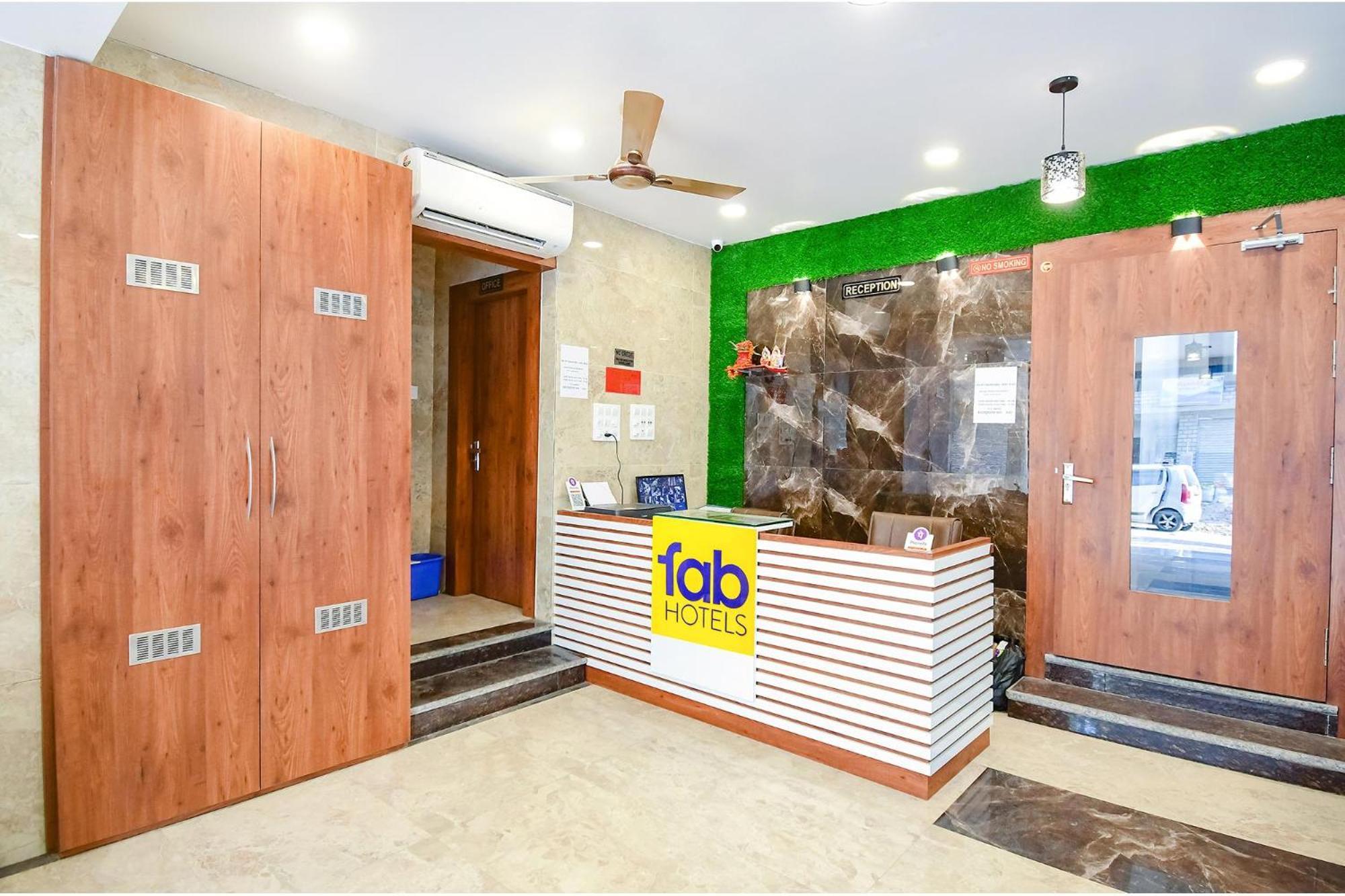 כלכותה Fabhotel Dream World Residency - Nr Biswa Bangla Gate מראה חיצוני תמונה