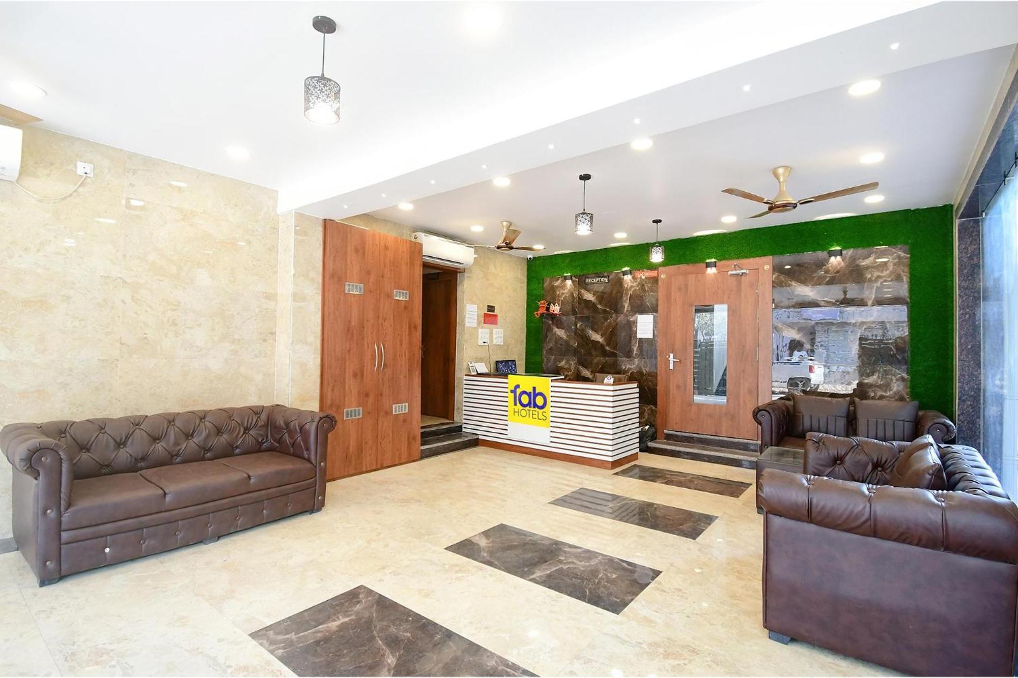 כלכותה Fabhotel Dream World Residency - Nr Biswa Bangla Gate מראה חיצוני תמונה